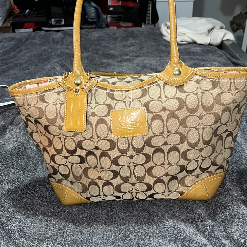 Coach Tote